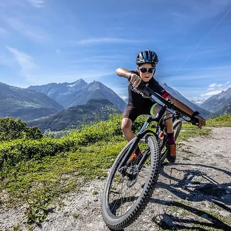 Eco Dimora Baltea - Al Villaggio Di Rumiod 招待所